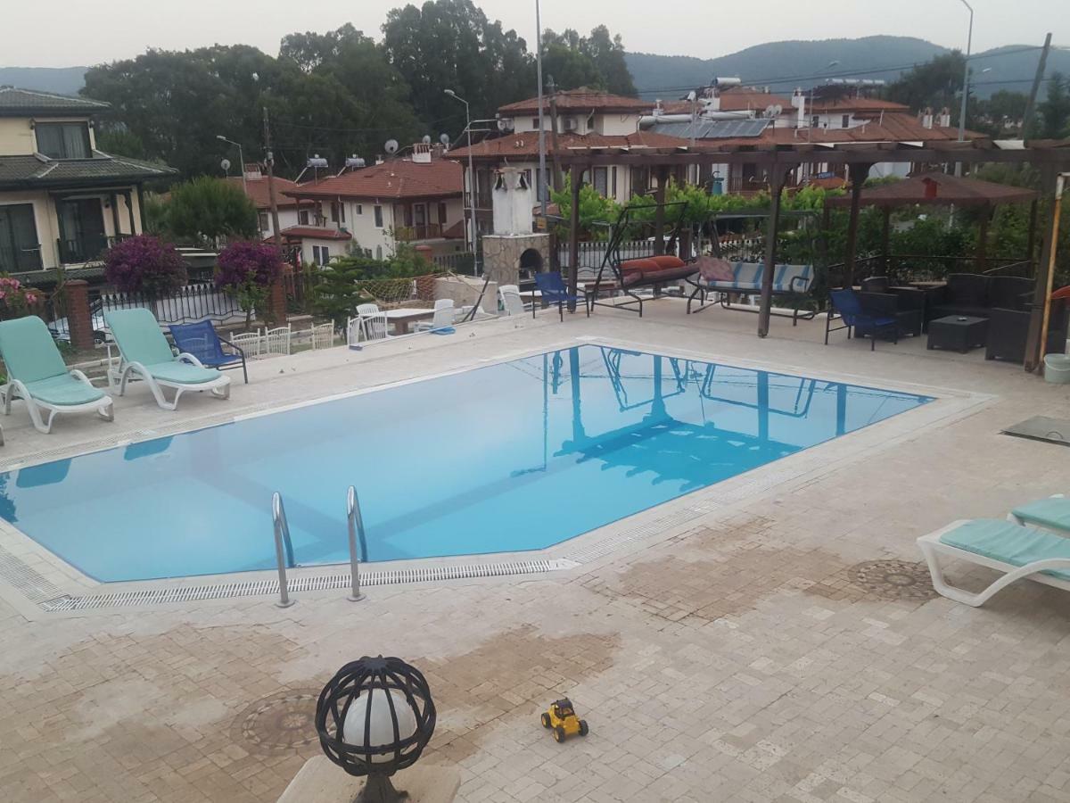 Incilikonak Ula Εξωτερικό φωτογραφία