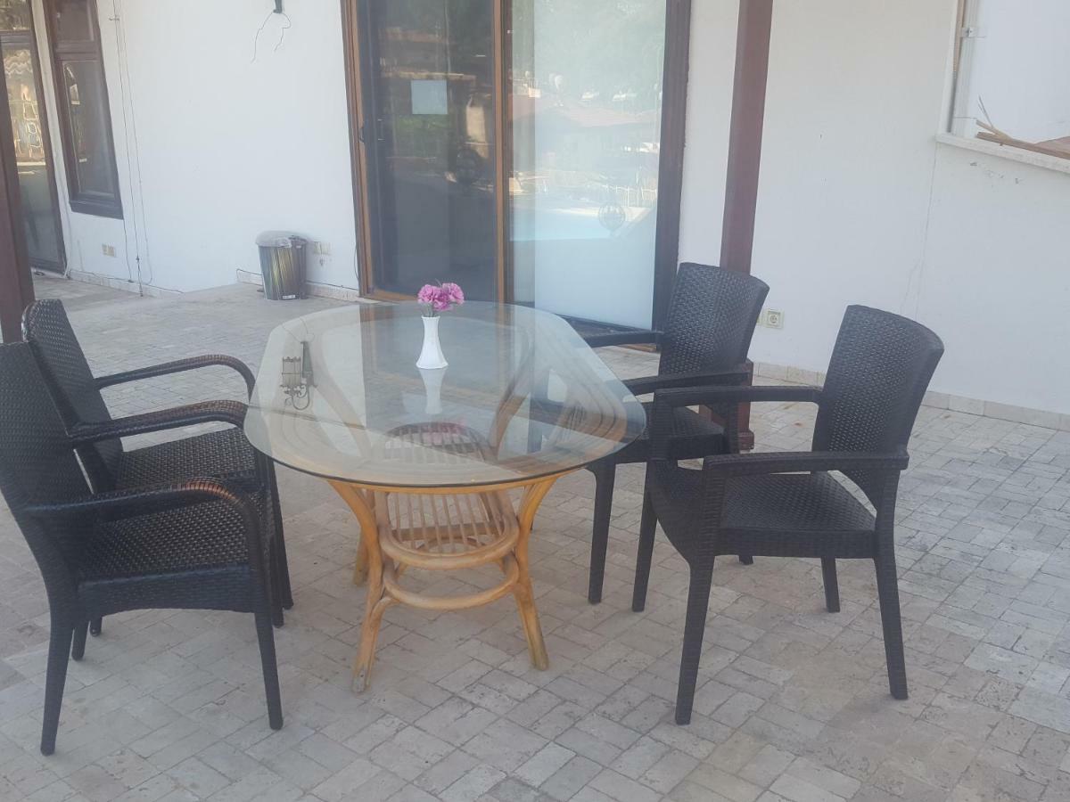 Incilikonak Ula Εξωτερικό φωτογραφία